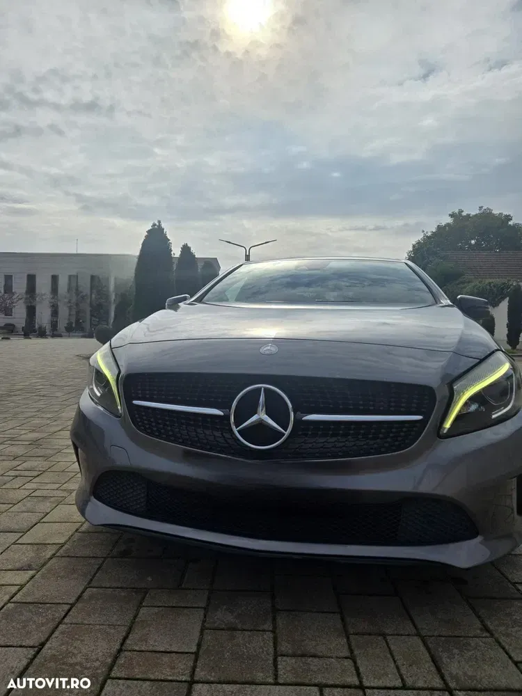 Mercedes-Benz A 220 d 4Matic 7G-DCT AMG Line — imagine 3