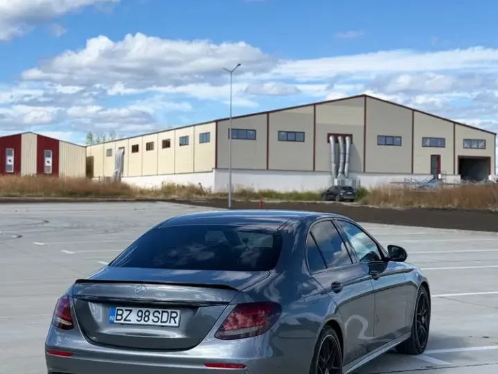 Mercedes-Benz E W213 220 d Aut.