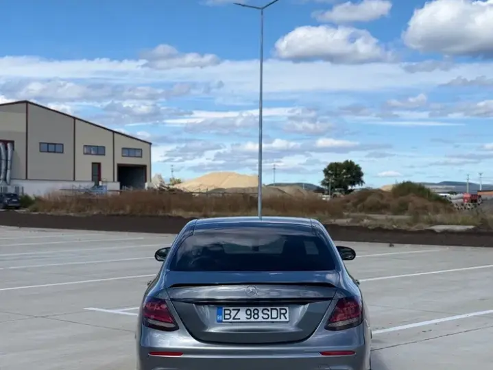 Mercedes-Benz E W213 220 d Aut.