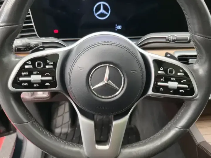 Mercedes-Benz GLS