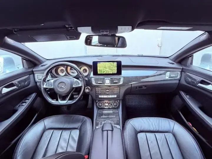 Mercedes-Benz CLS C218