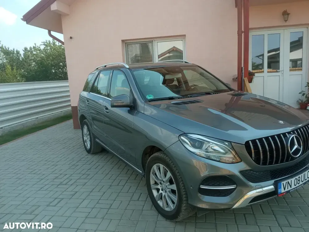 Mercedes-Benz GLE 250 d 4MATIC — imagine 3