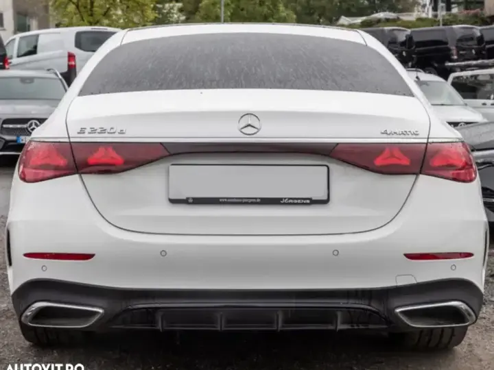 Mercedes-Benz E W214 220 d 4MATIC 9G-TRONIC Edition AMG Line