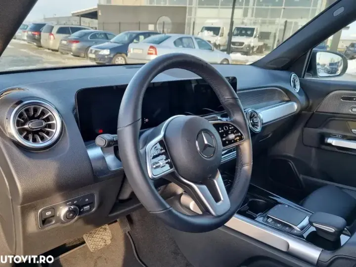 Mercedes-Benz GLB 200 7G-DCT