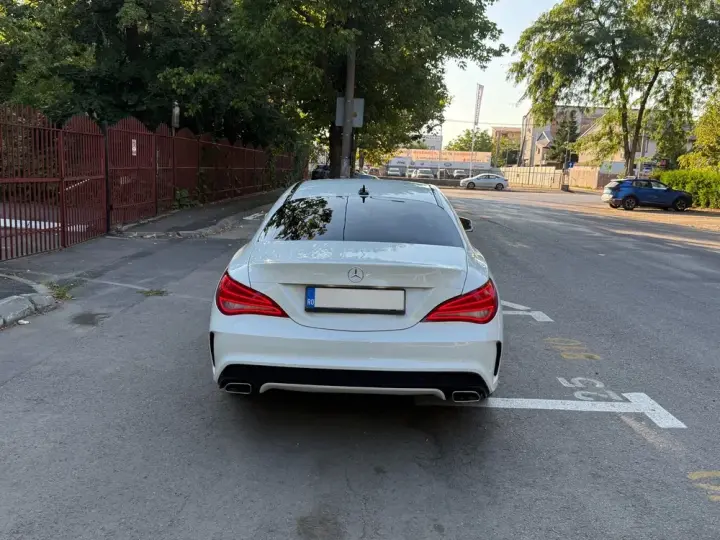 Mercedes-Benz CLA 200 C117