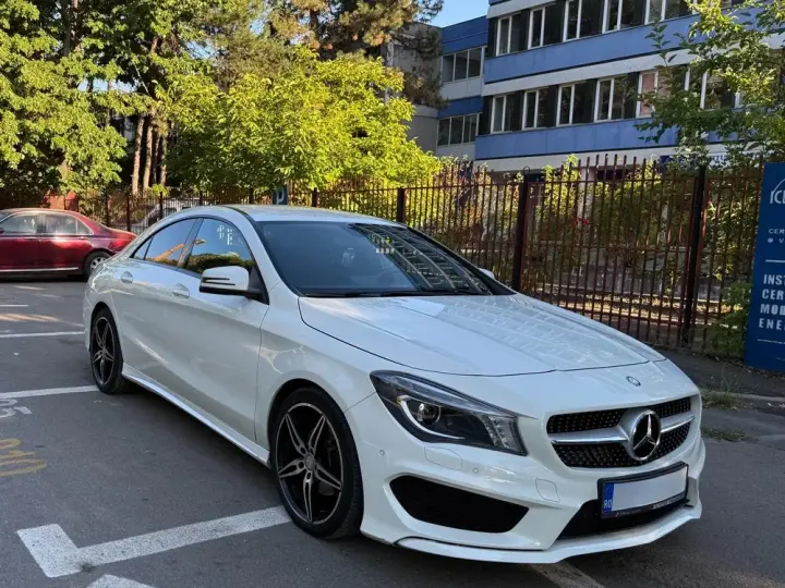 Mercedes-Benz CLA 200 C117