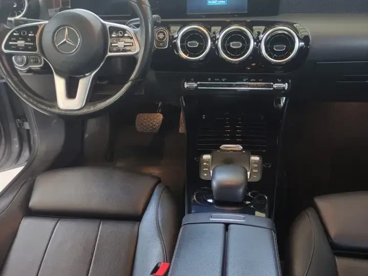 Mercedes-Benz CLA 200 C118 d Shooting Brake 8G-DCT
