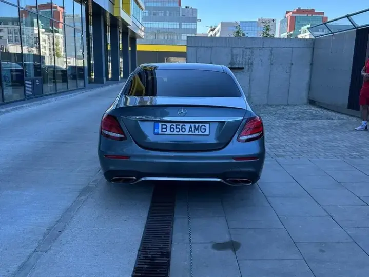 Mercedes-Benz E W213 43 AMG 4MATIC 9G-TRONIC