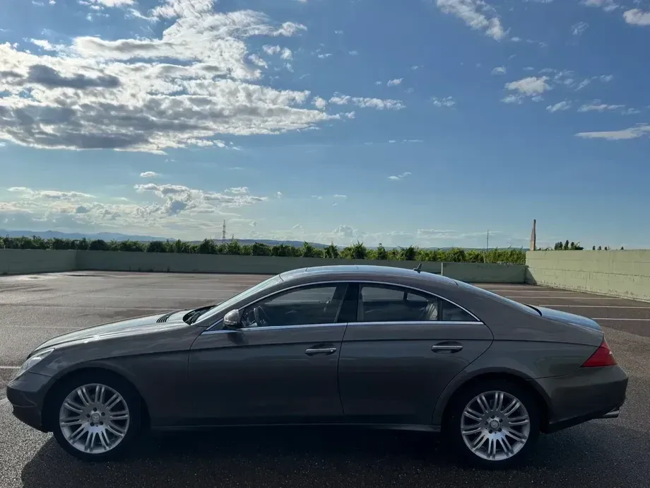 Mercedes-Benz CLS C219 320 CDI 7G-TRONIC — imagine 3