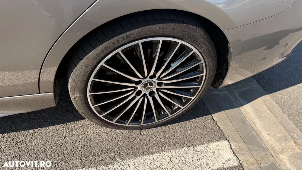 Mercedes-Benz C W206 300 MHEV 4MATIC — imagine 5