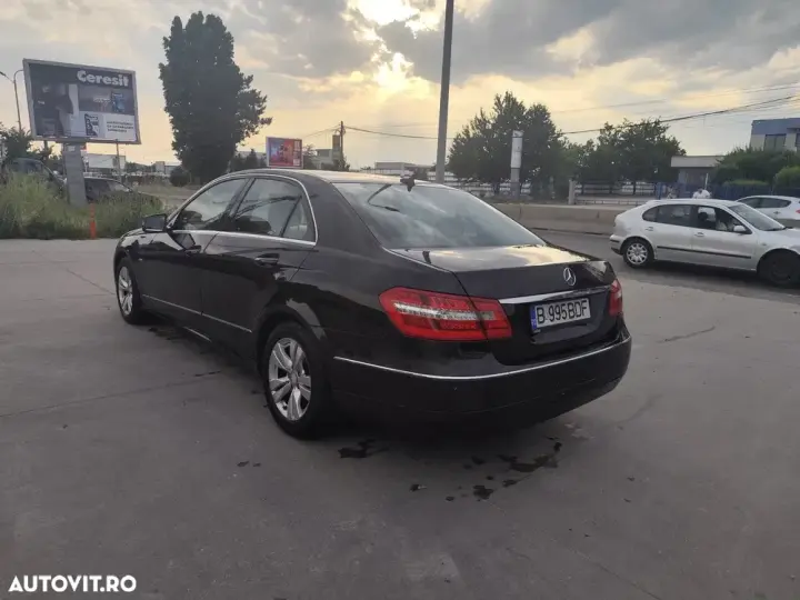 Mercedes-Benz E W212 220 CDI DPF BlueEFFICIENCY Automatik Avantgarde