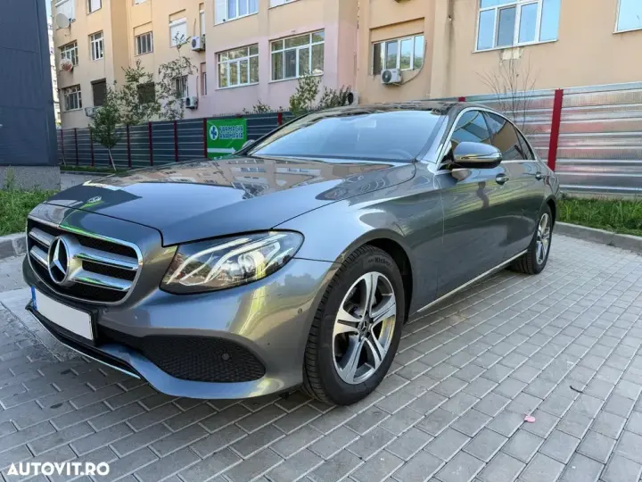 Mercedes-Benz E W213 200 d 9G-TRONIC Avantgarde