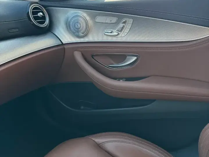 Mercedes-Benz E W213
