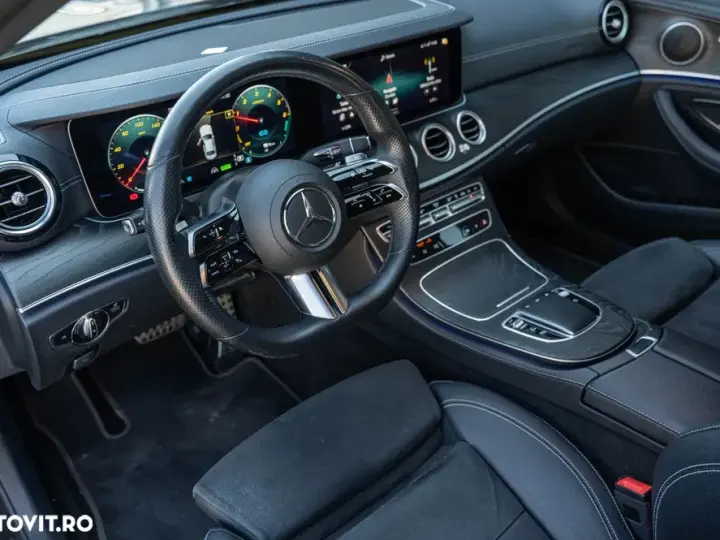 Mercedes-Benz E W213 300 de 9G-TRONIC AMG Line