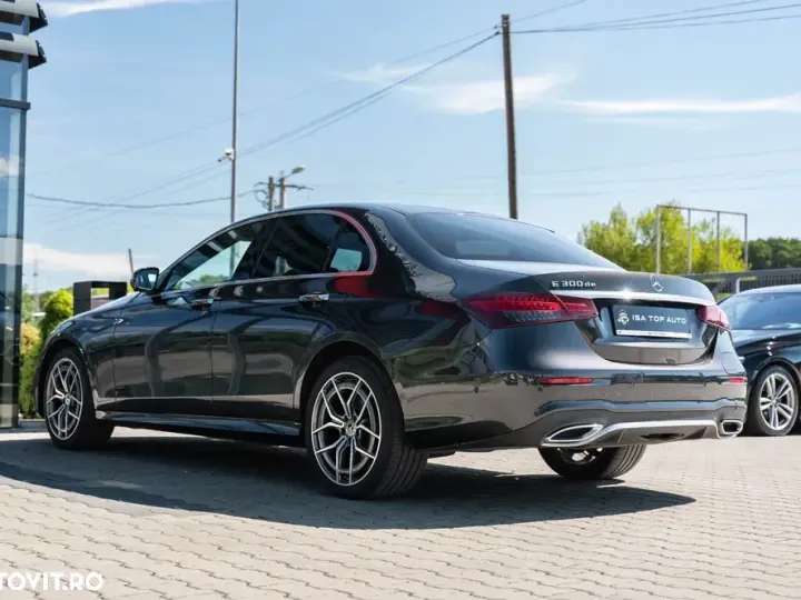 Mercedes-Benz E W213 300 de 9G-TRONIC AMG Line