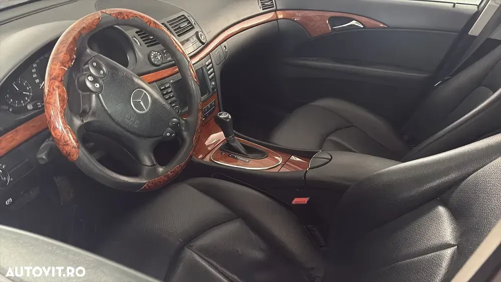 Mercedes-Benz E W211 — imagine 2