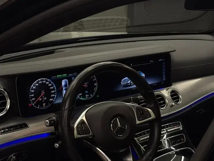 Mercedes-Benz E W213