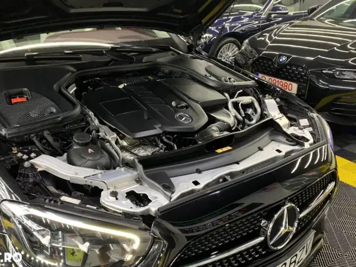 Mercedes-Benz E W213 220 d MHEV Aut.