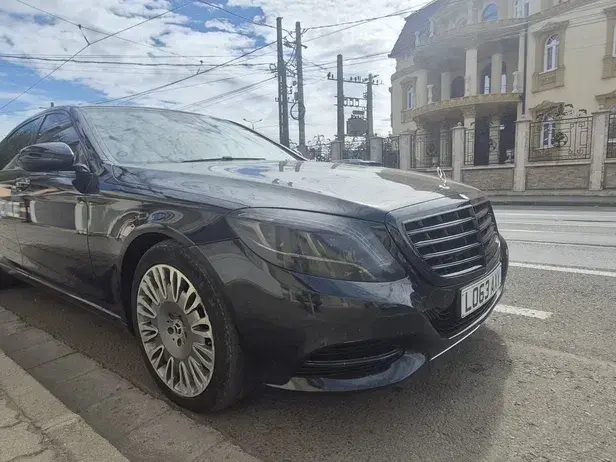 Mercedes-Benz S