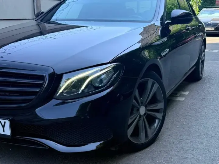 Mercedes-Benz E W213