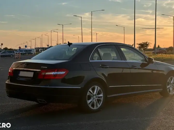 Mercedes-Benz E W212 300 BLUETEC HYBRID 7G-TRONIC Avantgarde
