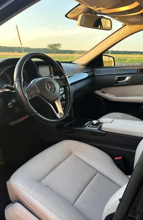 Mercedes-Benz E W212 300 BLUETEC HYBRID 7G-TRONIC Avantgarde — imagine 5