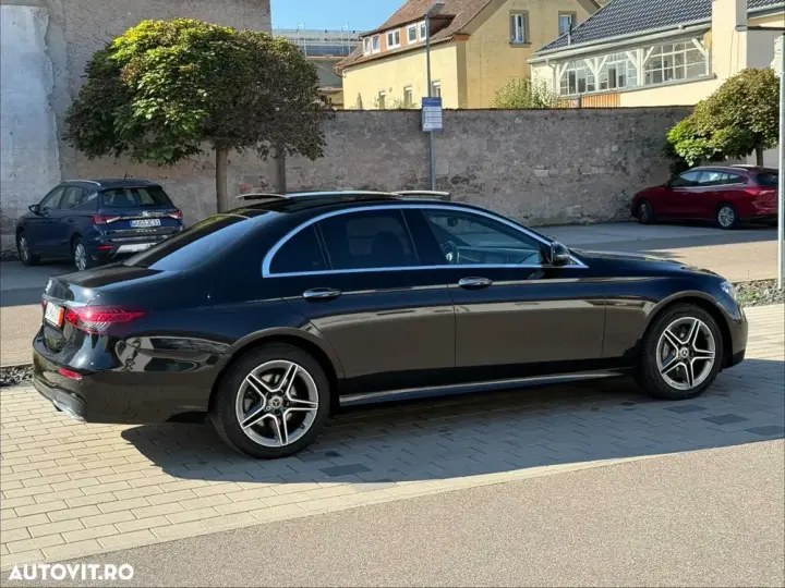 Mercedes-Benz E 220 d 9G-TRONIC AMG Line