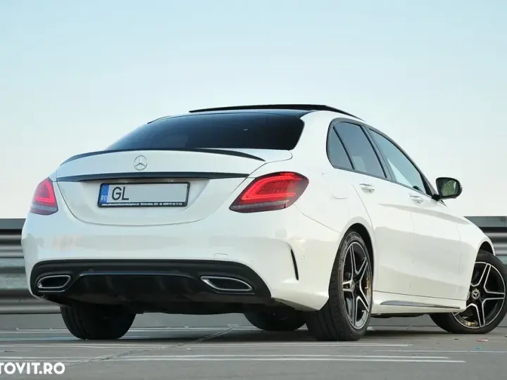 Mercedes-Benz C W205 300 d 4Matic 9G-TRONIC