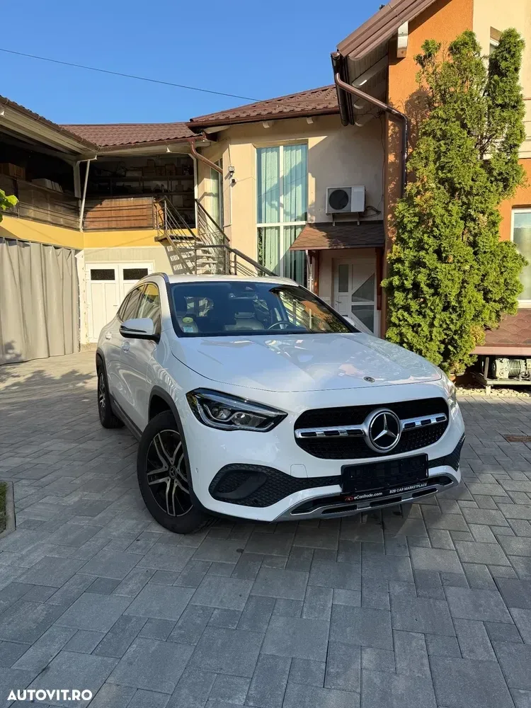 Mercedes-Benz GLA — imagine 2