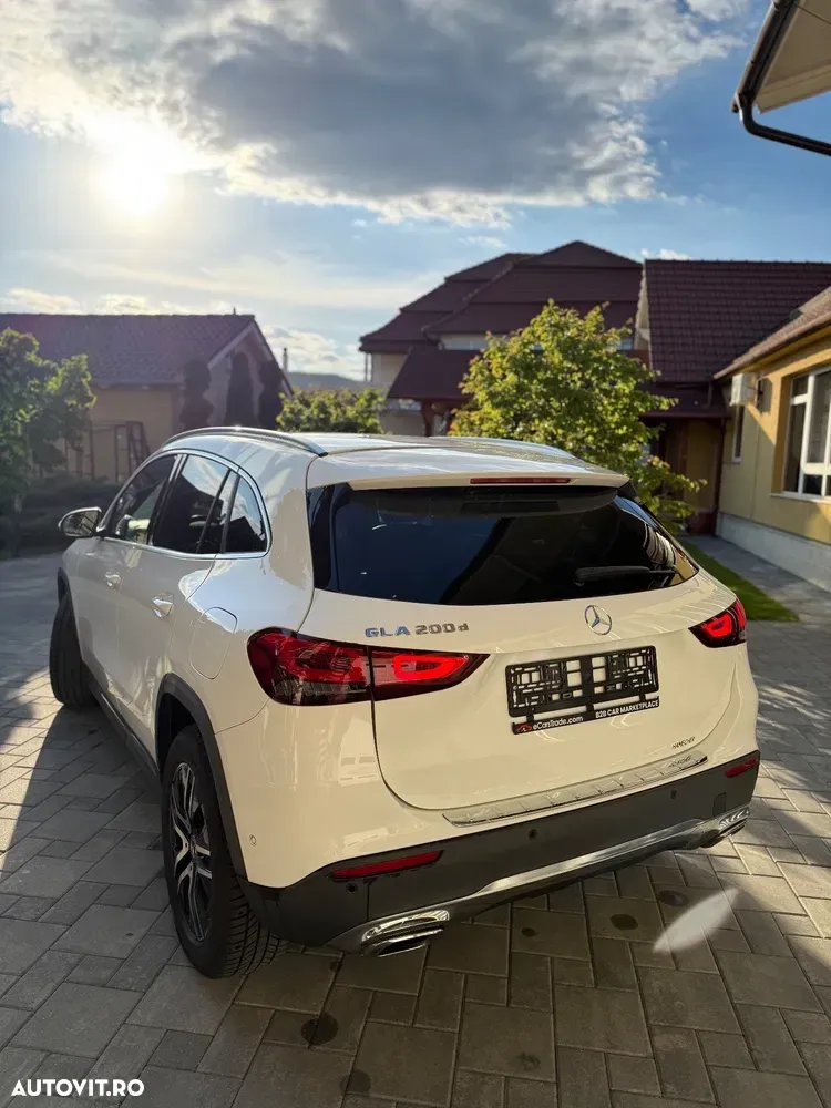 Mercedes-Benz GLA — imagine 3