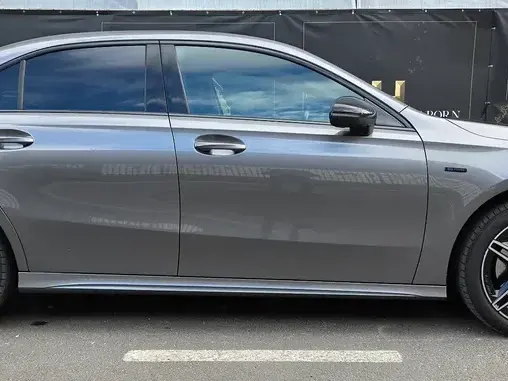 Mercedes-Benz A 250 W177/V177 e Sedan 8G-DCT AMG Line