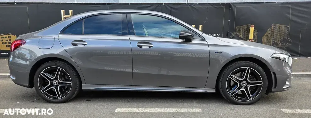 Mercedes-Benz A 250 W177/V177 e Sedan 8G-DCT AMG Line — imagine 4