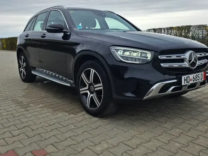 Mercedes-Benz GLC 300 d 4MATIC