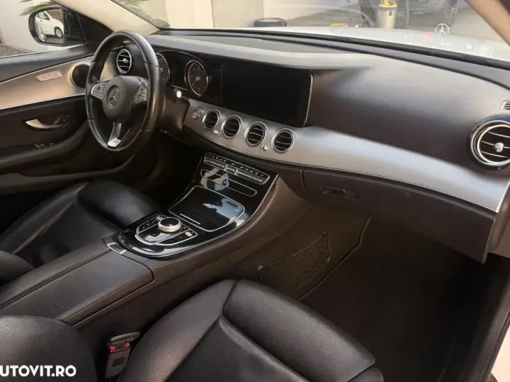 Mercedes-Benz E W213 200 d 9G-TRONIC Avantgarde