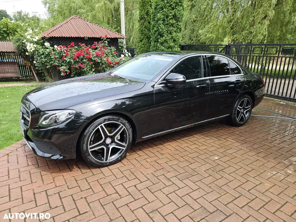 Mercedes-Benz E W213 220 d 9G-TRONIC — imagine 3