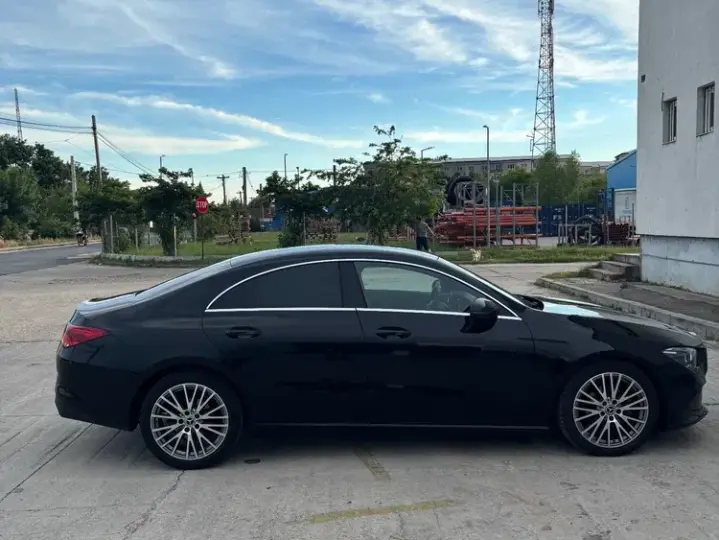 Mercedes-Benz CLA 180 C118 d Coupe