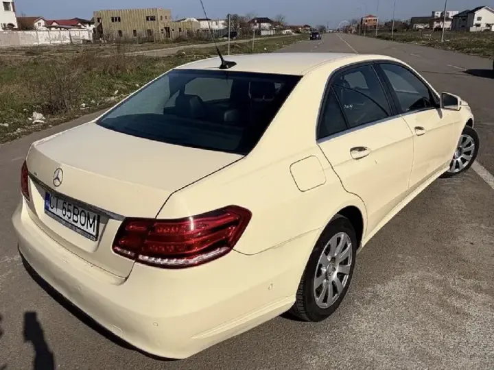 Mercedes-Benz E W212 200 CDI DPF BlueEFFICIENCY Automatik Elegance