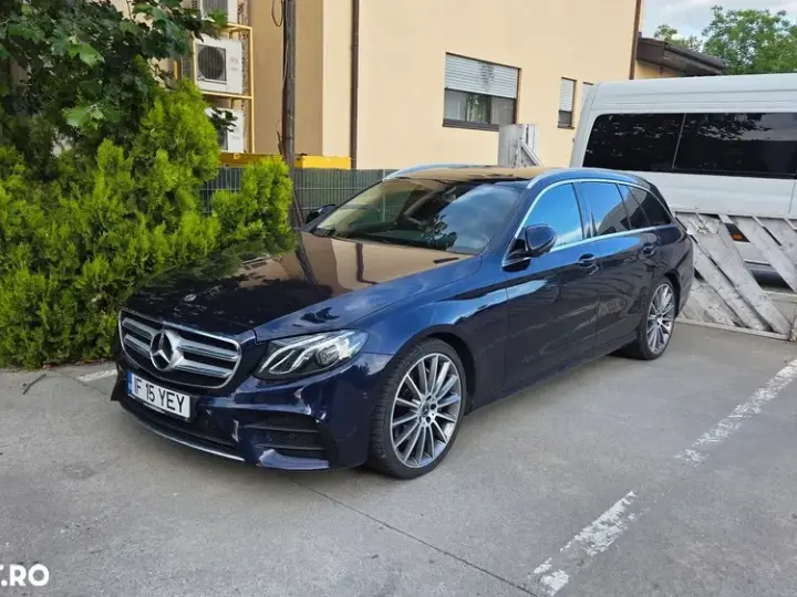 Mercedes-Benz E W213 220 d 9G-TRONIC AMG Line