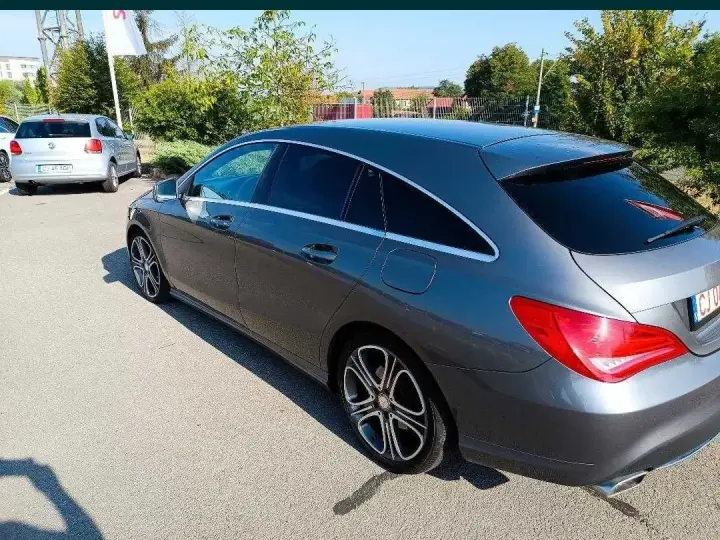 Mercedes-Benz CLA 200 C117 d Shooting Brake 7G-DCT