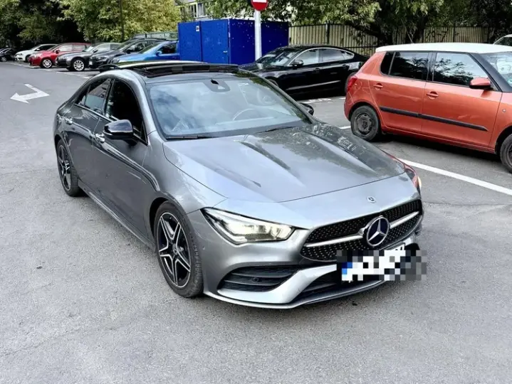 Mercedes-Benz CLA 180 C118 d Shooting Brake 7G-DCT