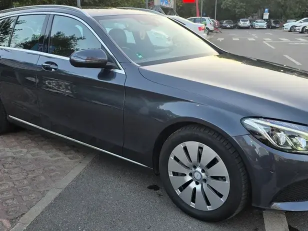 Mercedes-Benz C