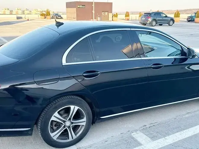 Mercedes-Benz E 200 d 9G-TRONIC Avantgarde