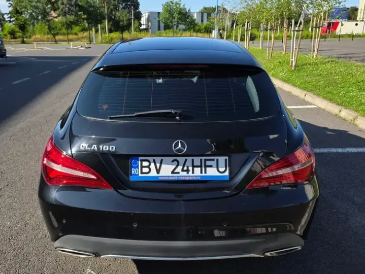 Mercedes-Benz CLA 180