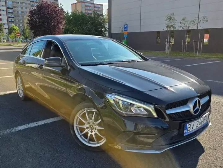 Mercedes-Benz CLA 180