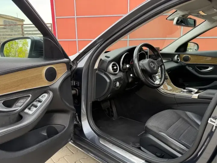 Mercedes-Benz C W205 200 d 7G-TRONIC Exclusive