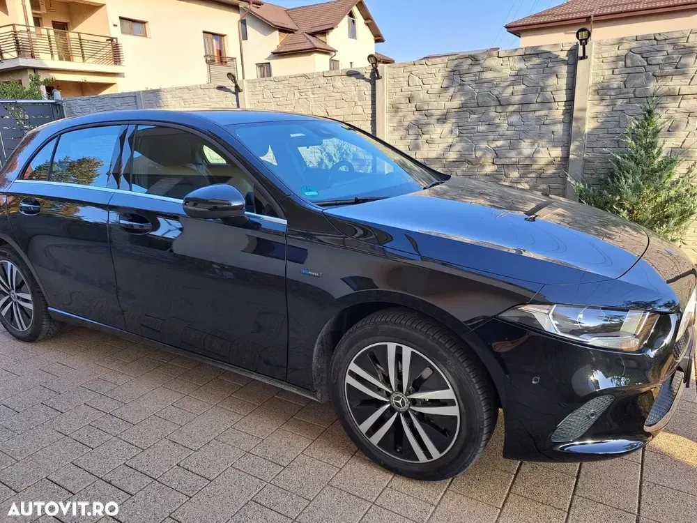 Mercedes-Benz A 250 W177/V177 e Aut. — imagine 3