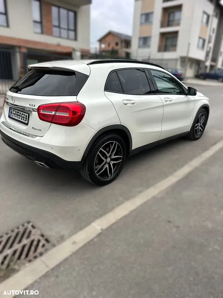 Mercedes-Benz GLA X156 — imagine 2