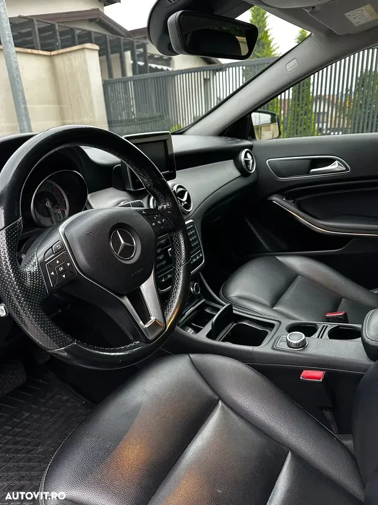 Mercedes-Benz GLA X156 — imagine 5