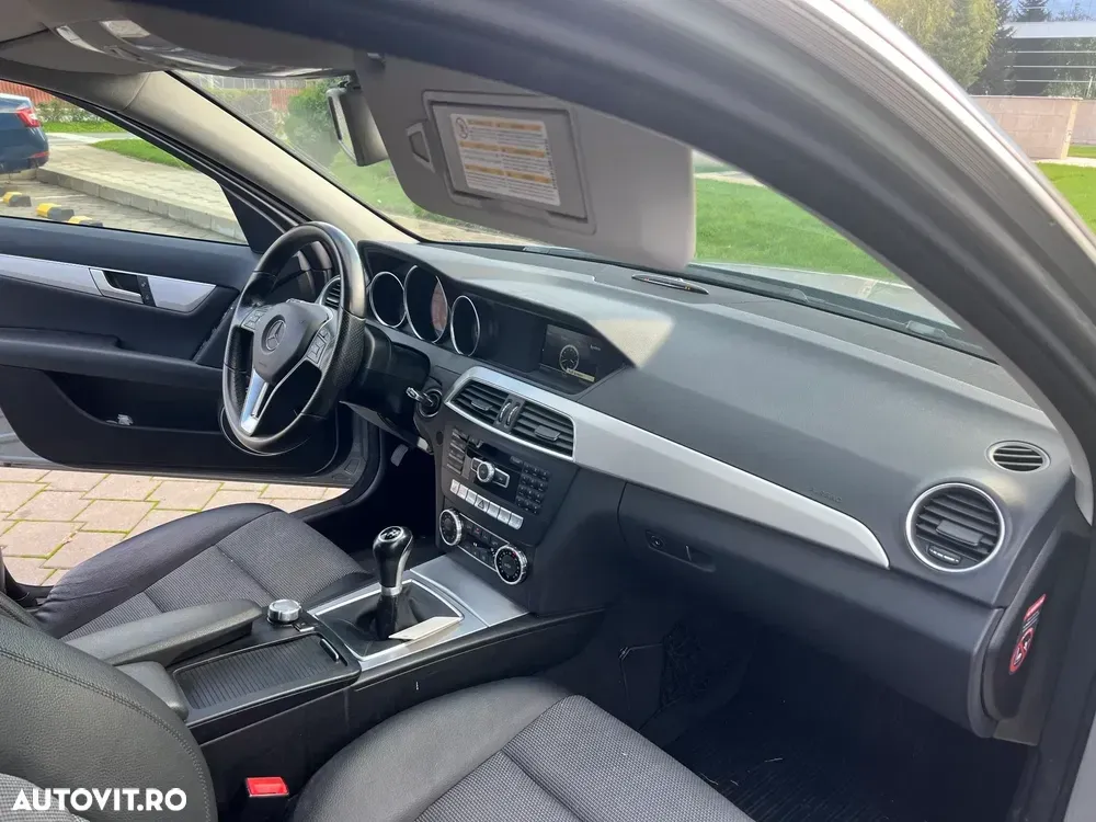 Mercedes-Benz C W204 220 CDI BlueEFFICIENCY T-modell — imagine 4