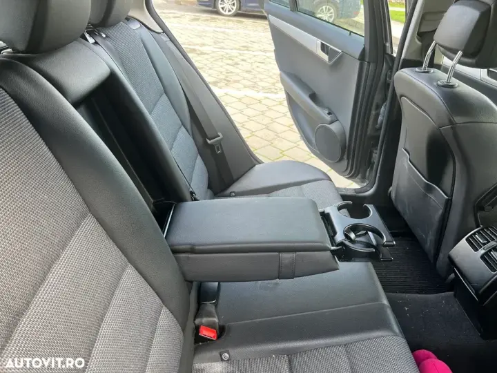 Mercedes-Benz C W204 220 CDI BlueEFFICIENCY T-modell